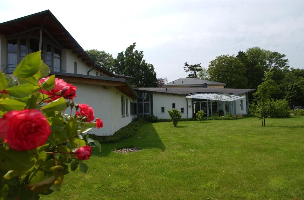 Hotel Land Und Meer Otterndorf Exterior foto