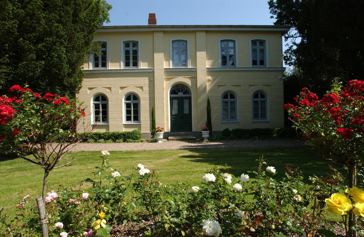 Hotel Land Und Meer Otterndorf Exterior foto